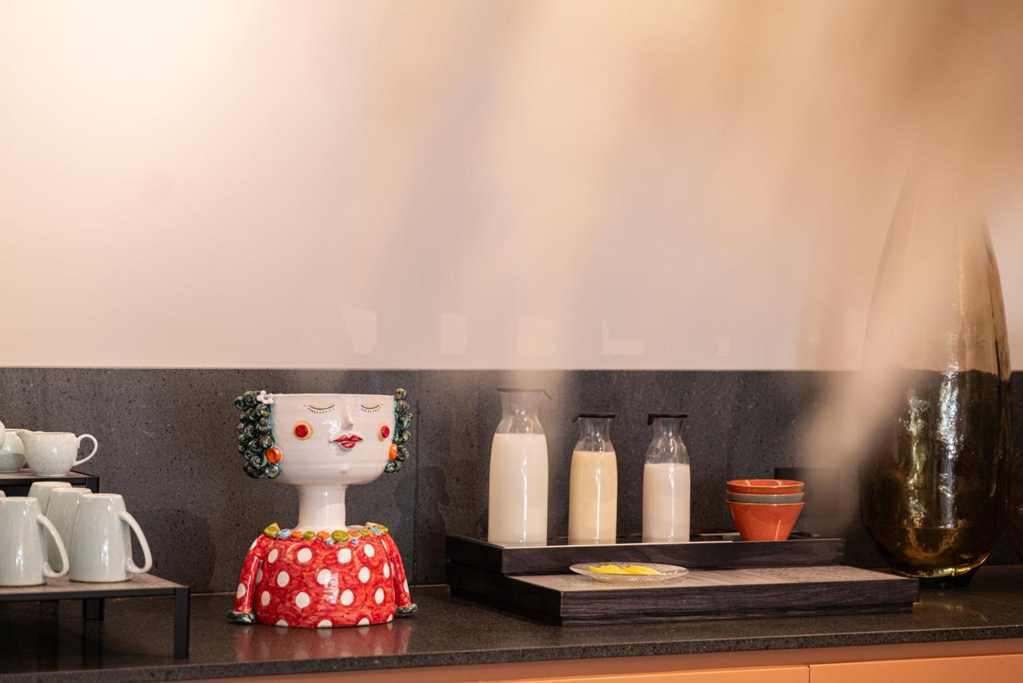 Luna Minoica Suites And Apartments 蒙塔莱格罗 外观 照片
