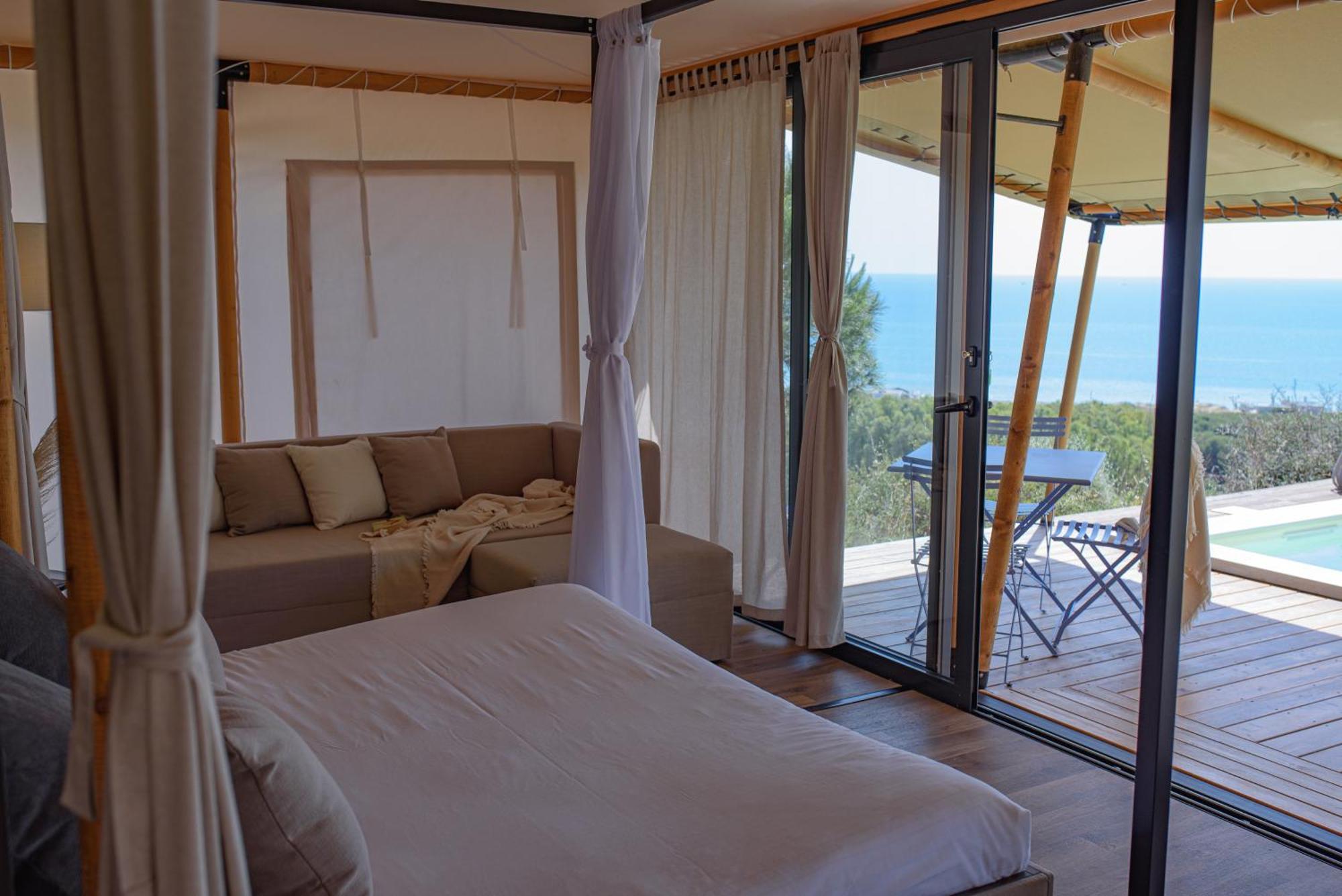 Luna Minoica Suites And Apartments 蒙塔莱格罗 外观 照片